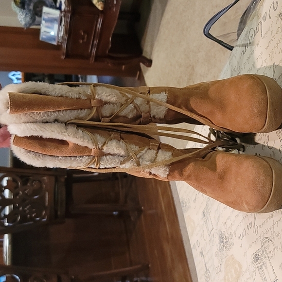 Michael Kors Leather Suede Boots Size 8 - Picture 1 of 6